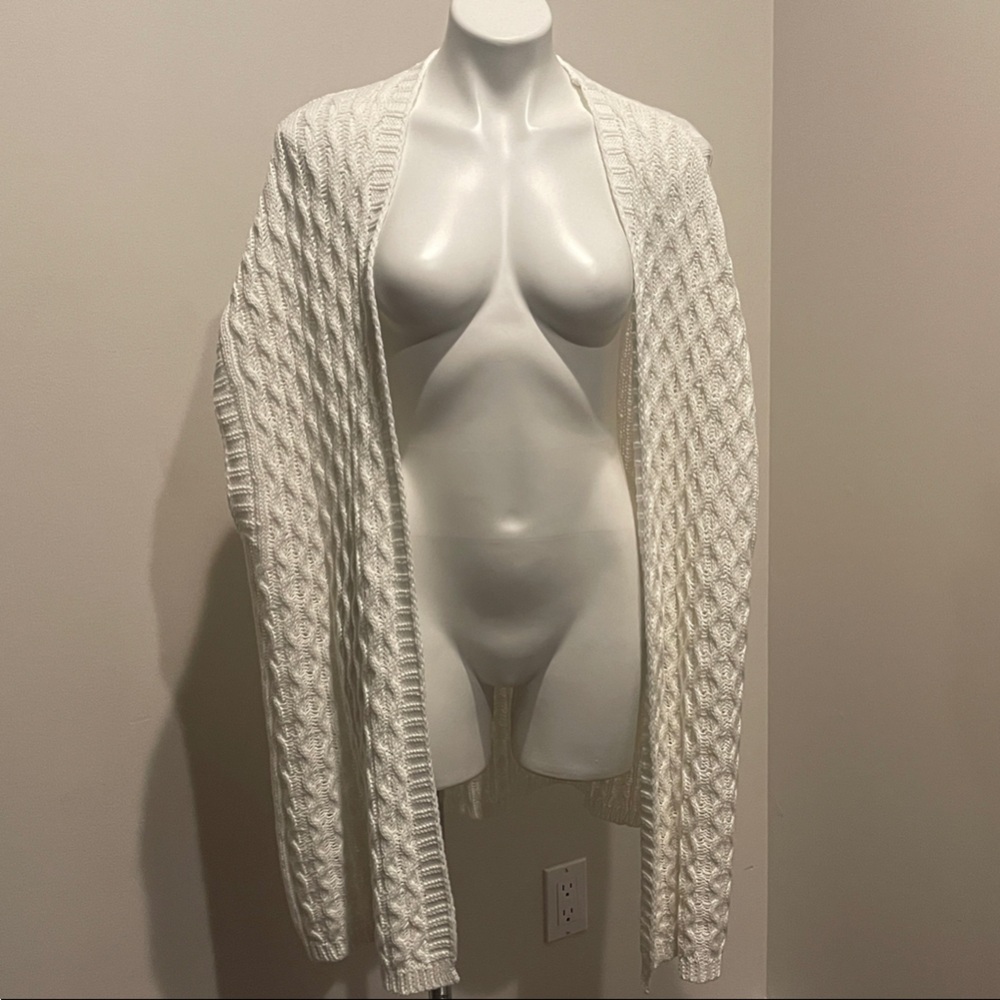 Chic White Cable Knit Cardigan